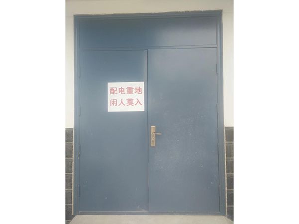 變壓器門
